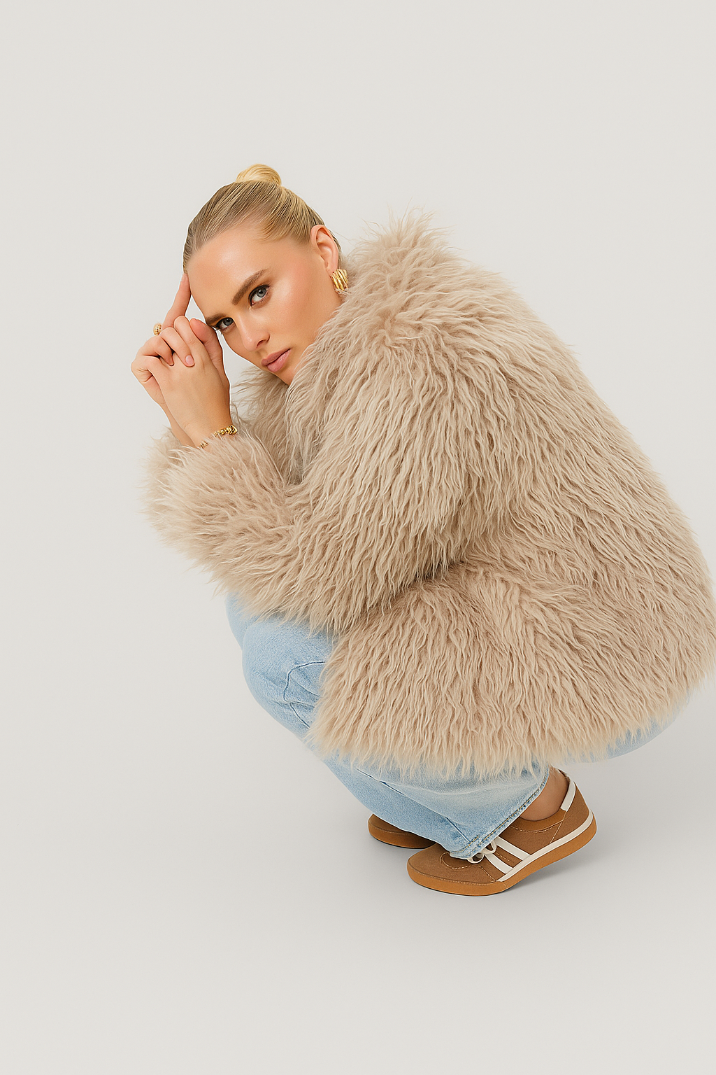 Beige Fluffy Bont Jas