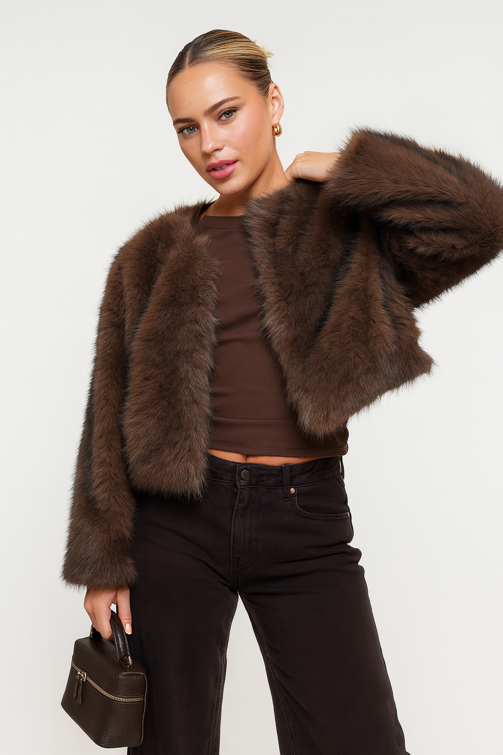 Bruine Korte Fluffy Jas